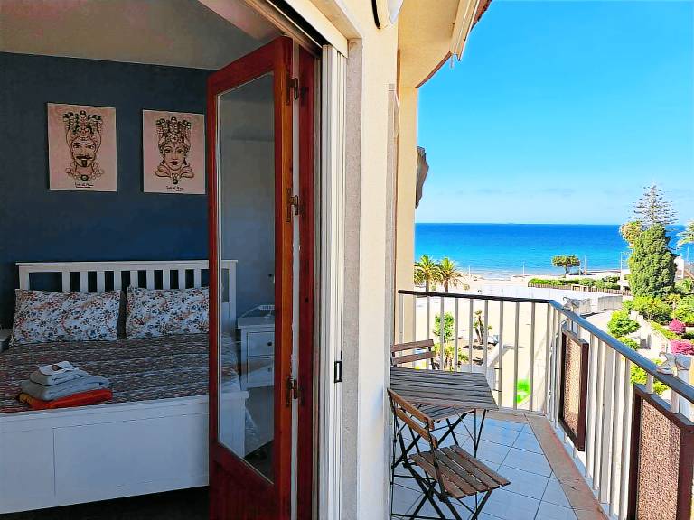 Ferienwohnung auf Sizilien in Marina di Modica für max. 6 Gäste Ferienwohnung auf Sizilien in Marina di Modica für max. 6 Gäste