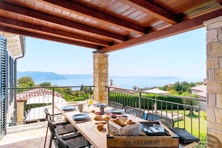 Fr&ouml;hliche Meerblick Villa Franka in ruhiger Lage