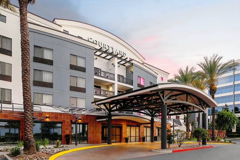 Courtyard by Marriott Los Angeles Burbank Airport in Burbank, CA