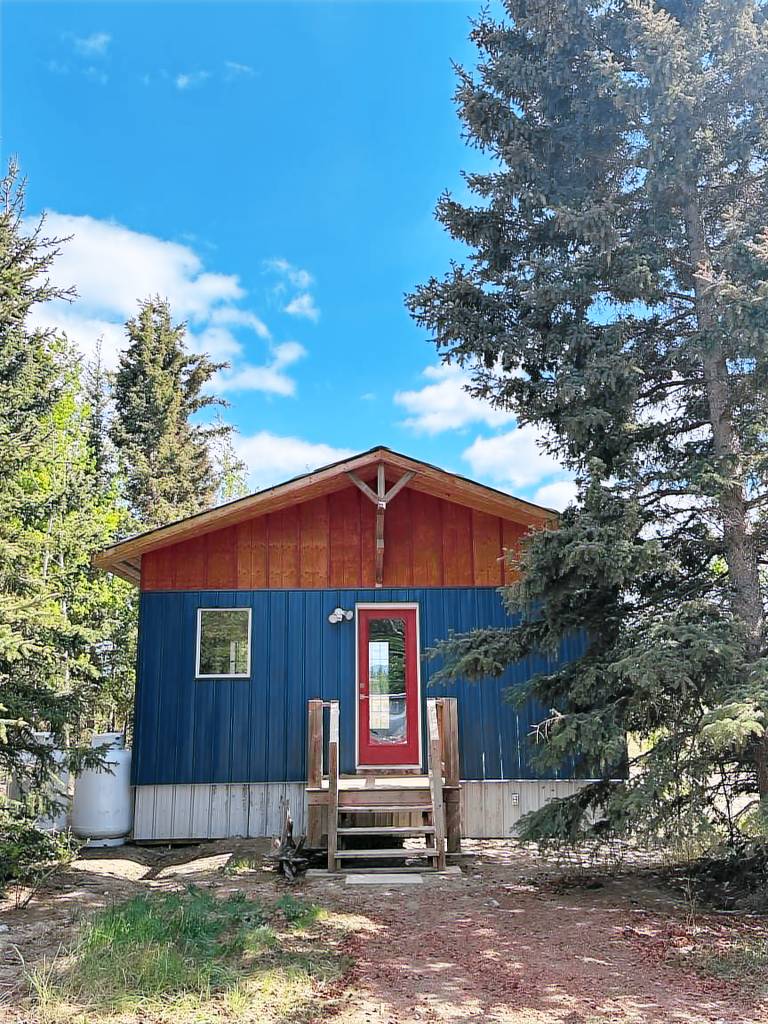 Cabin Whitehorse
