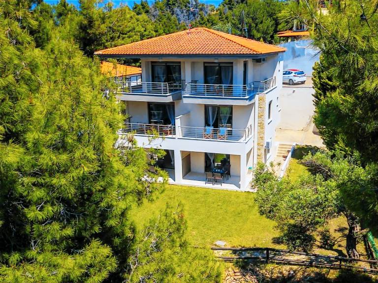 House  Kassandreia