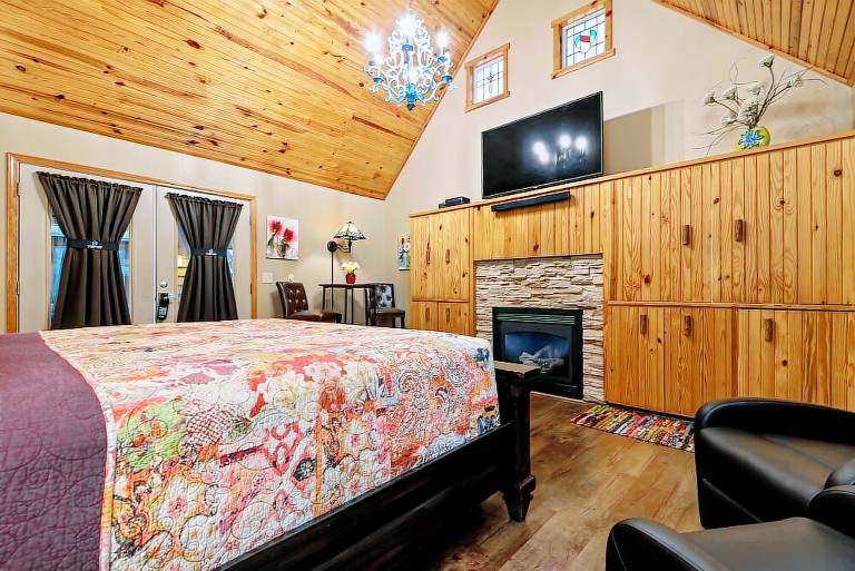 Cabin Eureka Springs