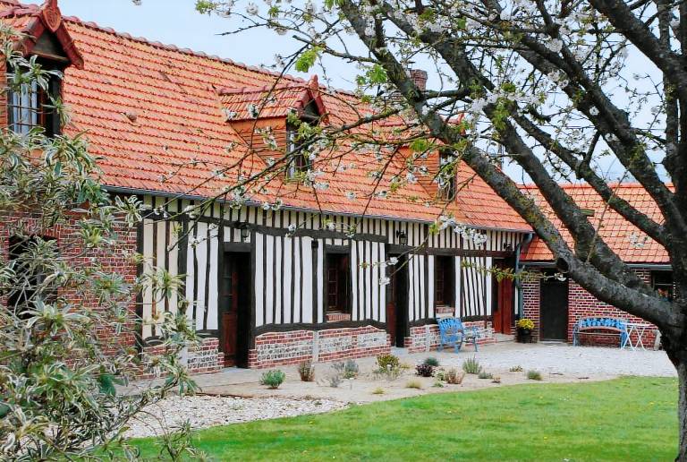 G&icirc;tes de France Les Cerisiers d Ablemont