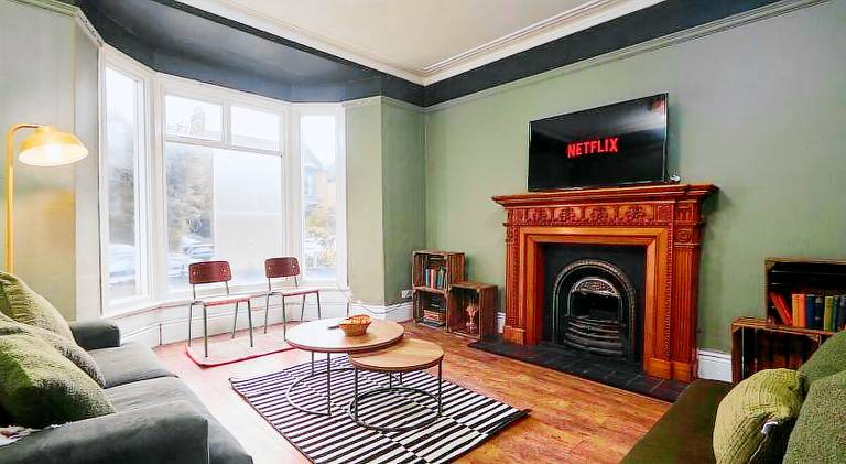 Villa | Pet-friendly in Sheffield