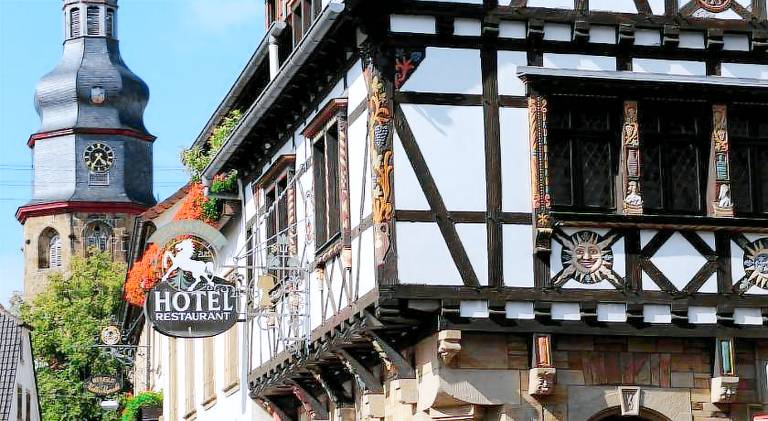 Weinkastell Zum Weissen Ross in Bad Duerkheim