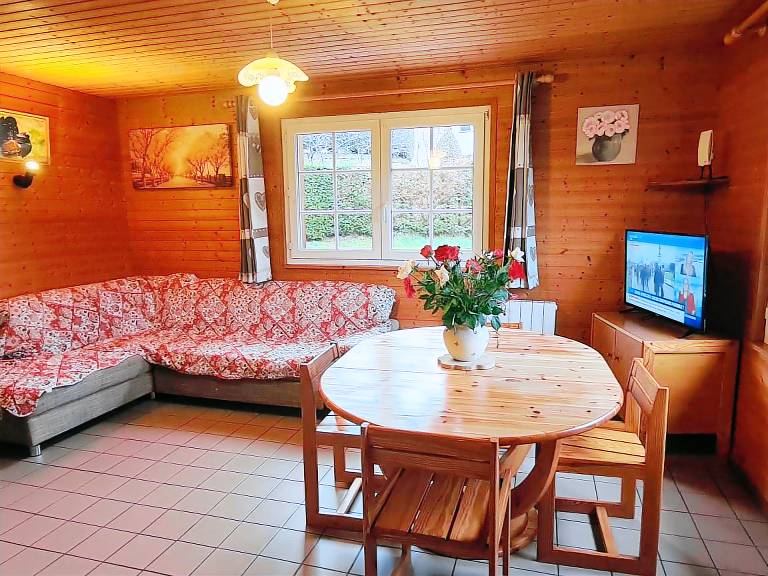 Cozy Chalet Near Ski Resort with Fireplace, WiFi, & Pet-Friendly — photo 2