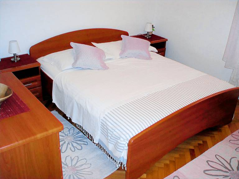 Ferienwohnung  Vrboska
