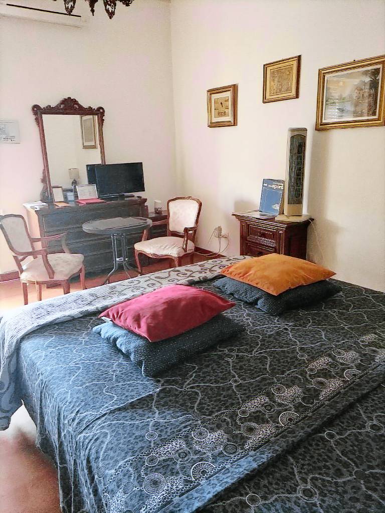 Holiday apartment with patio | Next to Old Castle | Good for workation in Verona