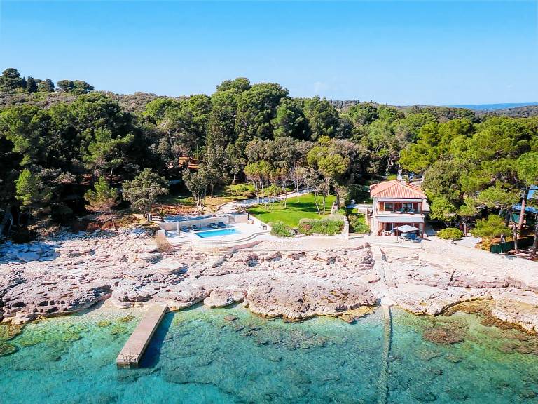 Ferienhaus mit Pool in Pula, Istrien f&uuml;r max. 4 Personen