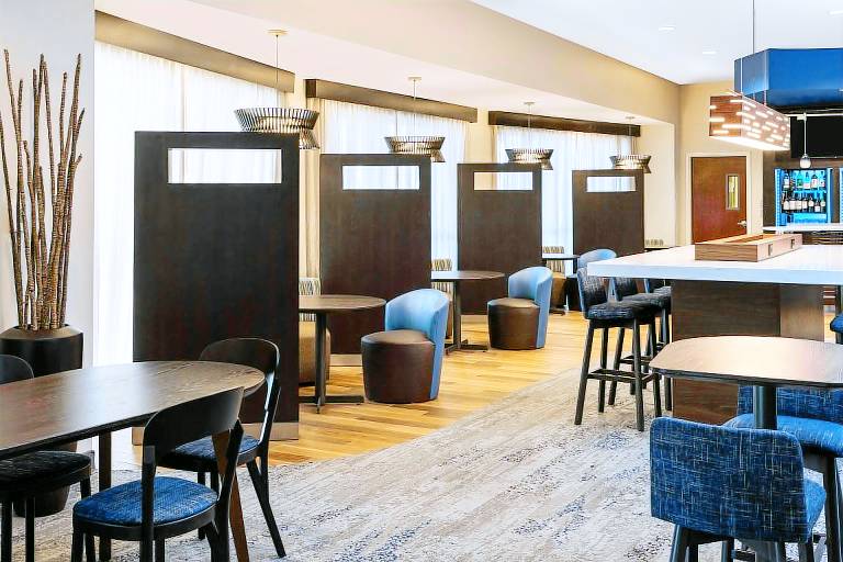 Courtyard by Marriott Fort Lauderdale Airport & Cruise Port — photo 4