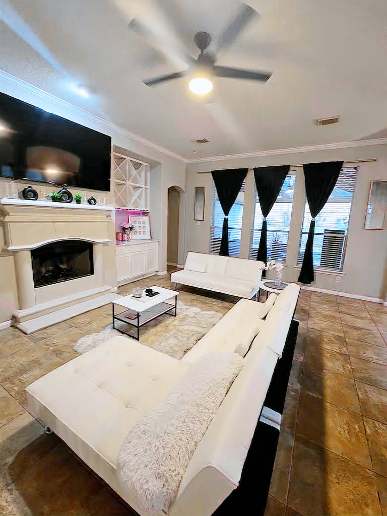 House Lake Conroe