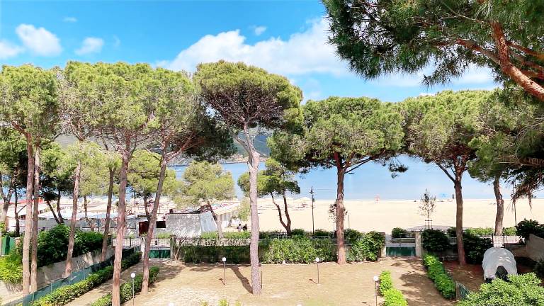Family-oriented wonderful rental apartment | Beach view | Beach nearby | Pets allowed — photo 2