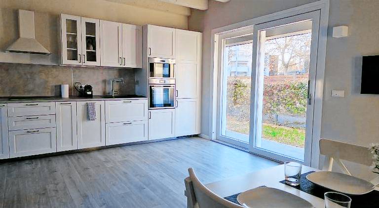 House with yard | Pet-friendly — photo 3