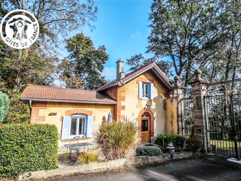 Cottage  Montbrison