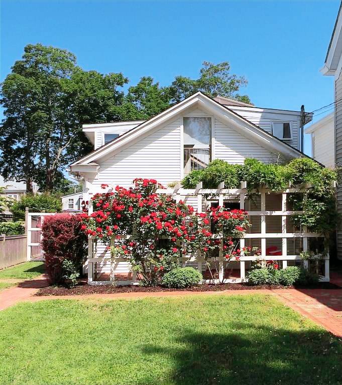 House  Shelter Island