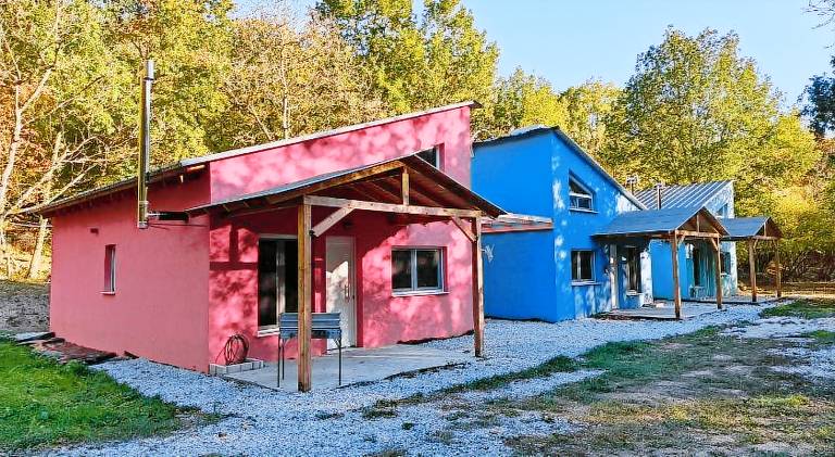 Chalet with patio, garden & BBQ in Kavala