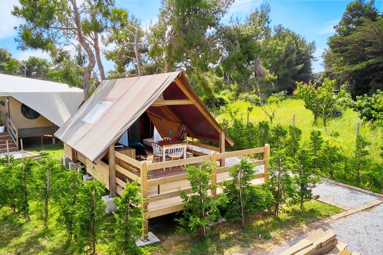 Camping with garden & grill in Piombino