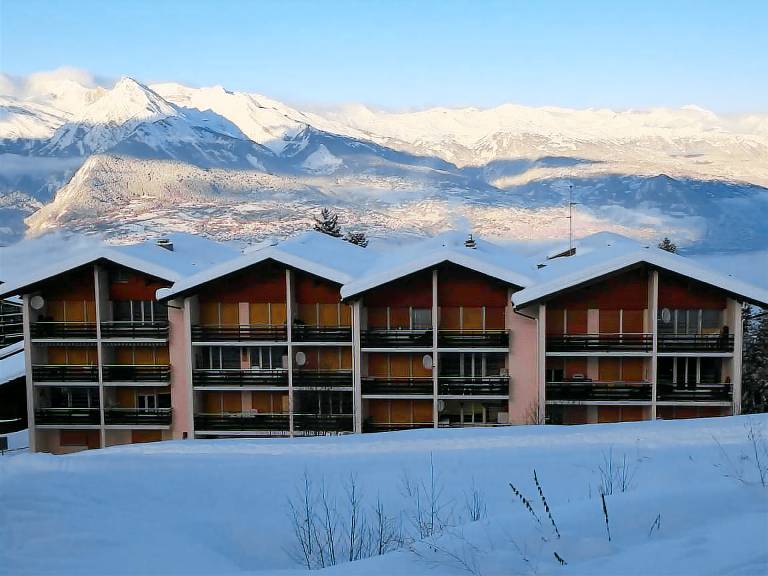 Fully equipped holiday apartment with garden | Nature view | Next to the ski | Pets are welcome — photo 3