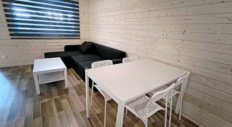 Serviced apartment with terrace & yard — photo 4
