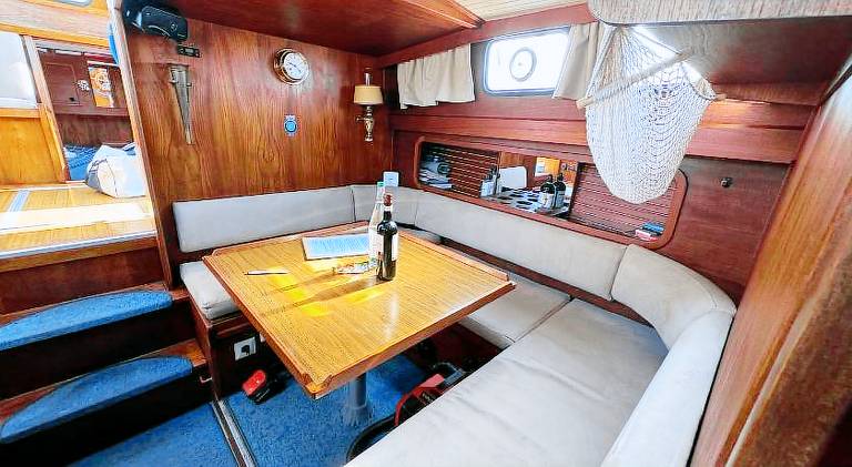 Boat with 1 room for 5 persons — photo 2