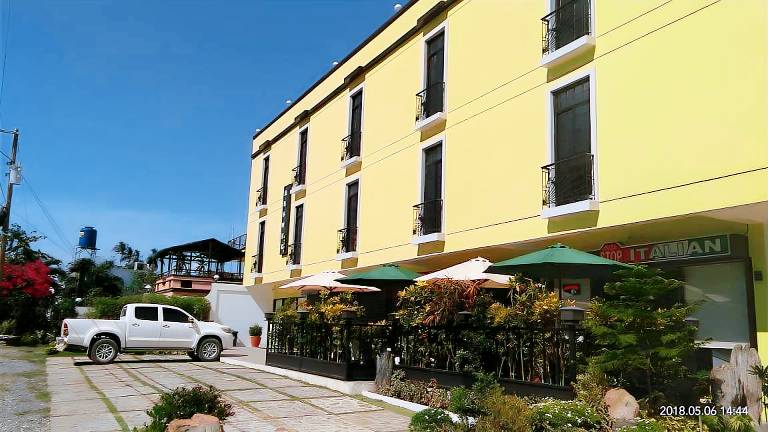 Answer Hotel in Puerto Galera