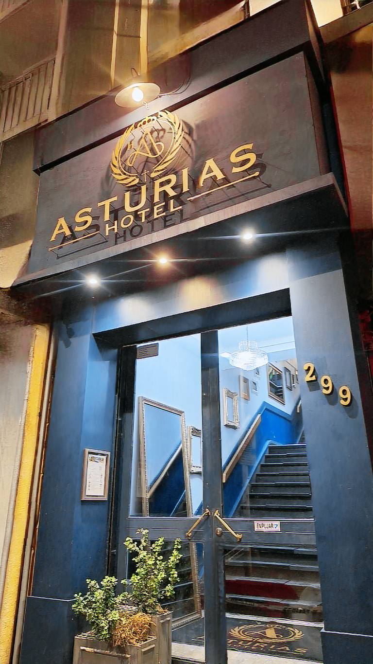 Hotel Asturias in Valparaíso