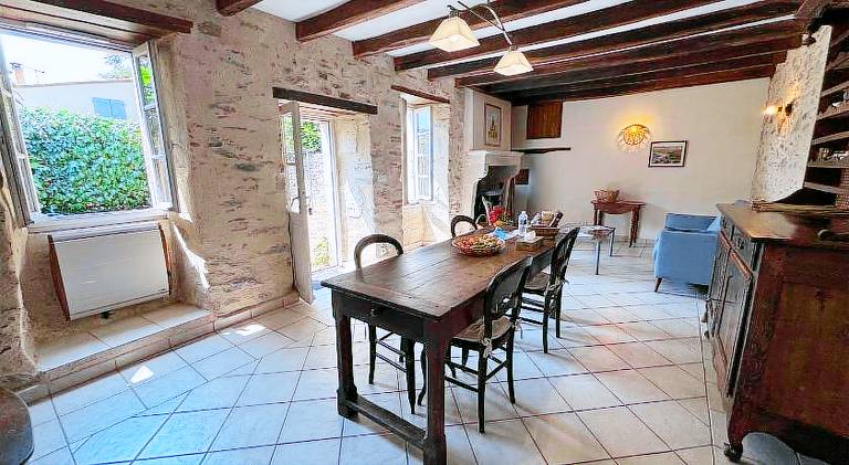 House with BBQ, patio & garden — photo 4