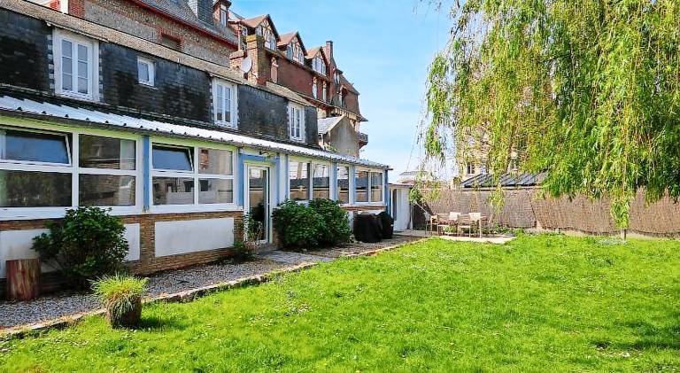 House with 3 rooms for 6 persons in Etretat