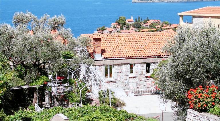 Holiday apartment with patio | Beach nearby | Pets allowed — photo 5