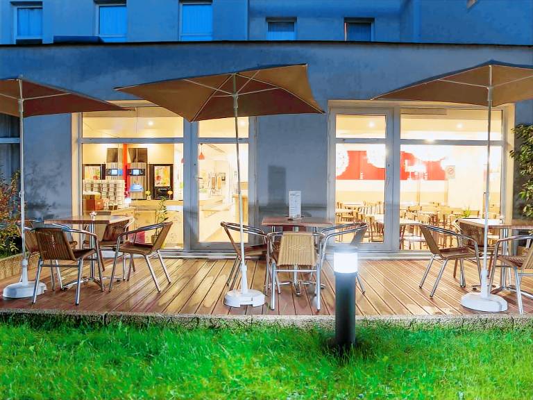 Ibis Paris Porte De Vanves Parc Des Expositions in Clamart