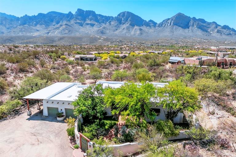 House  Oro Valley