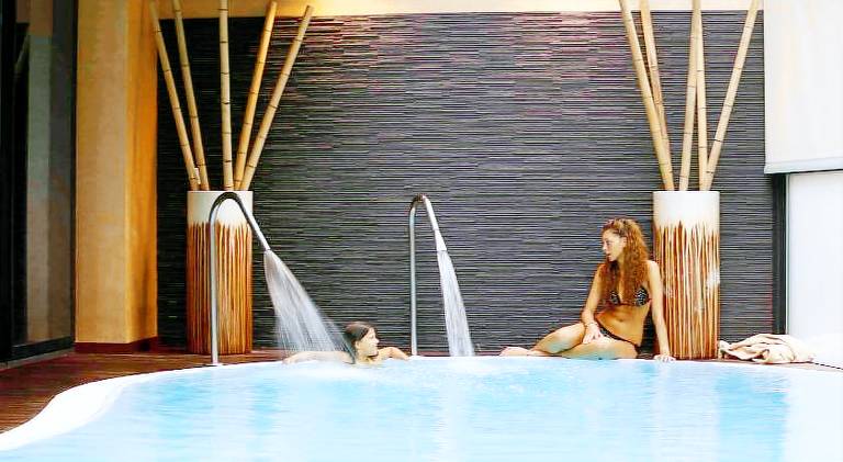 Charming serviced apartment with pool | Next to the beach | Pet-friendly — photo 4