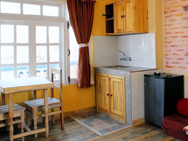 Serviced apartment with yard & terrace | Pets allowed — photo 5