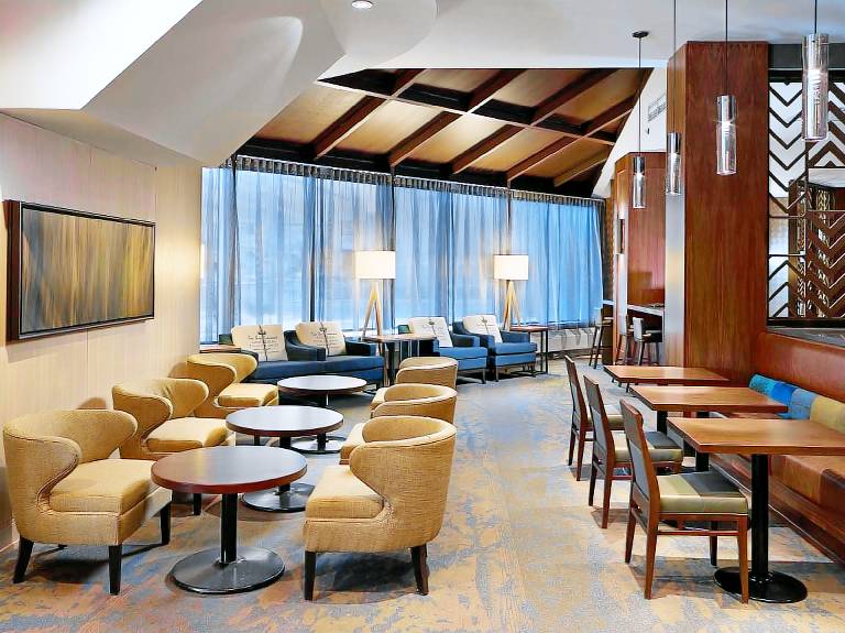 DoubleTree by Hilton Hotel & Conference Centre Regina — photo 5