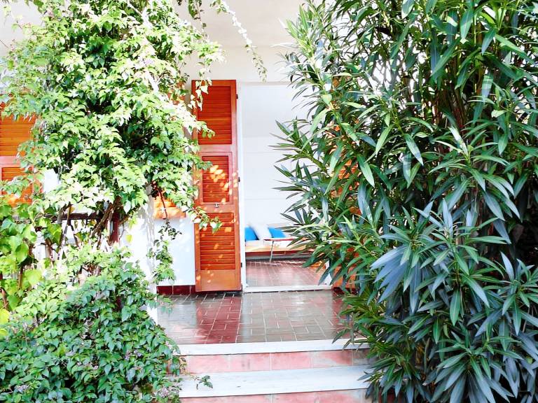 Rental apartment with garden & grill | Nature view — photo 3