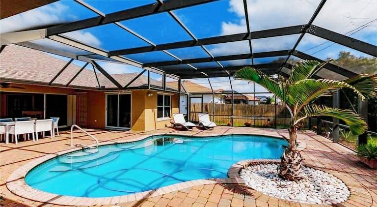 Vacation home with pool | Pets allowed in Bonita Springs, FL