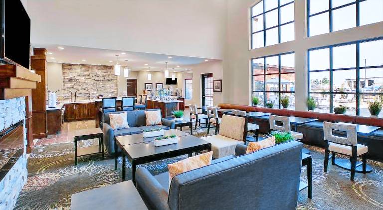Staybridge Suites Benton Harbor-St. Joseph River By IHG — photo 3