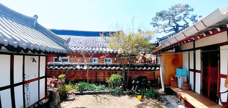 Jamanjae House Only One Team / Beautiful Yard Accommodation / Spacious and Cozy 'Jamanjae' — photo 4