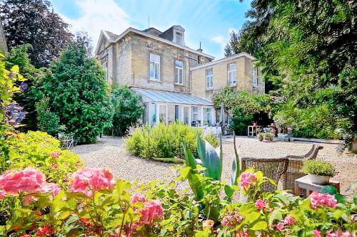 Bed & Breakfast  Valkenburg