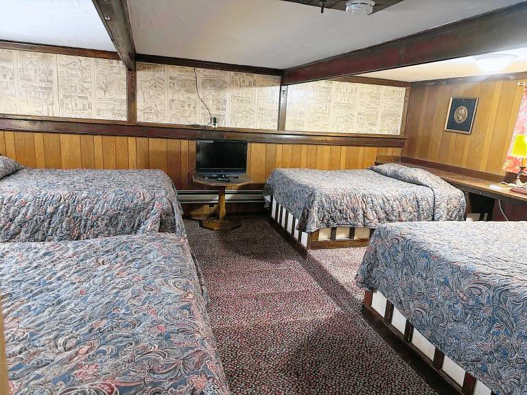 Plains motel — photo 2