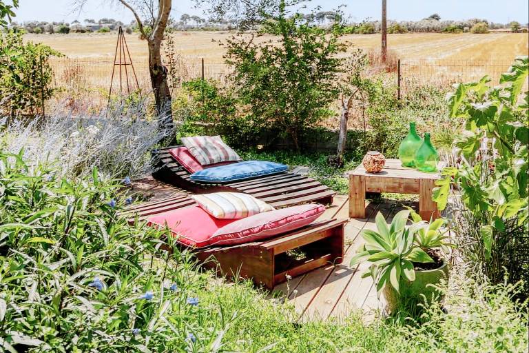 House with BBQ, patio & garden — photo 4
