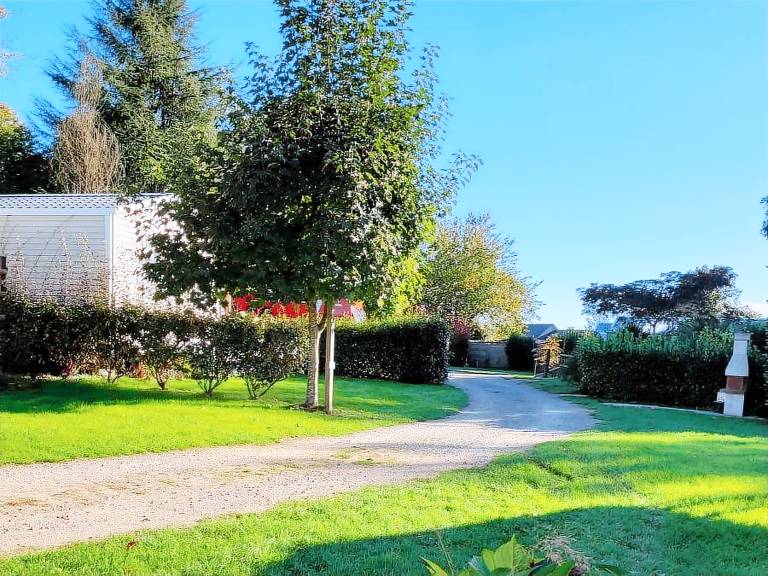 Mobile home with patio | Dogs allowed — photo 3