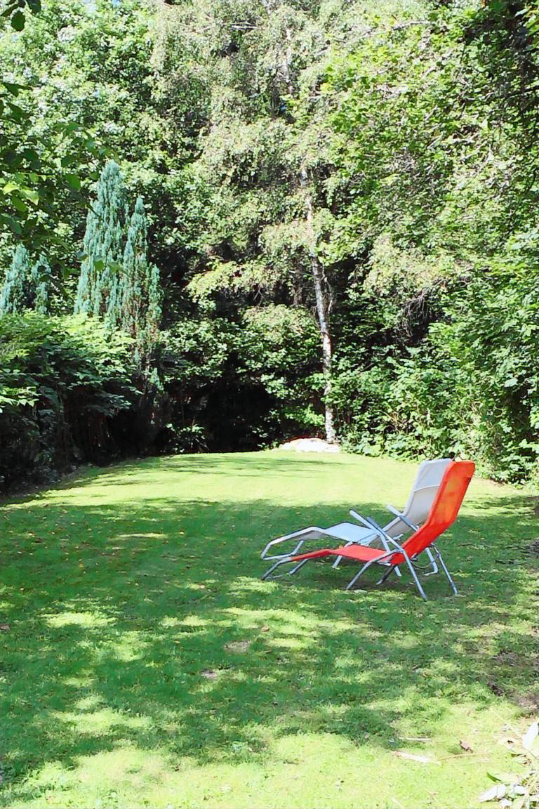 House with barbeque & yard | Nature view — photo 3