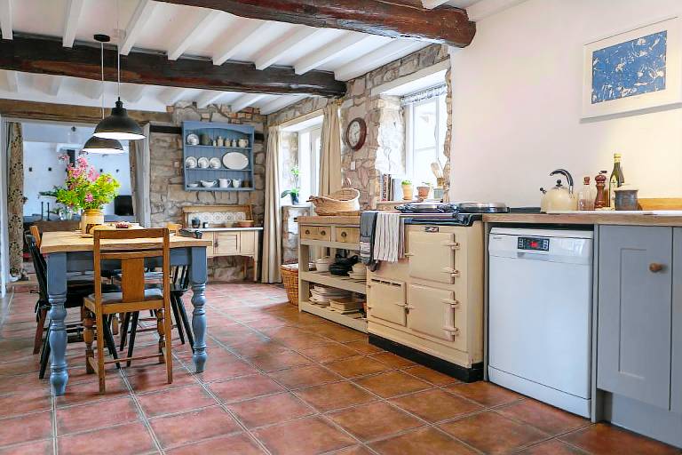 Rental apartment with barbeque in Oswestry