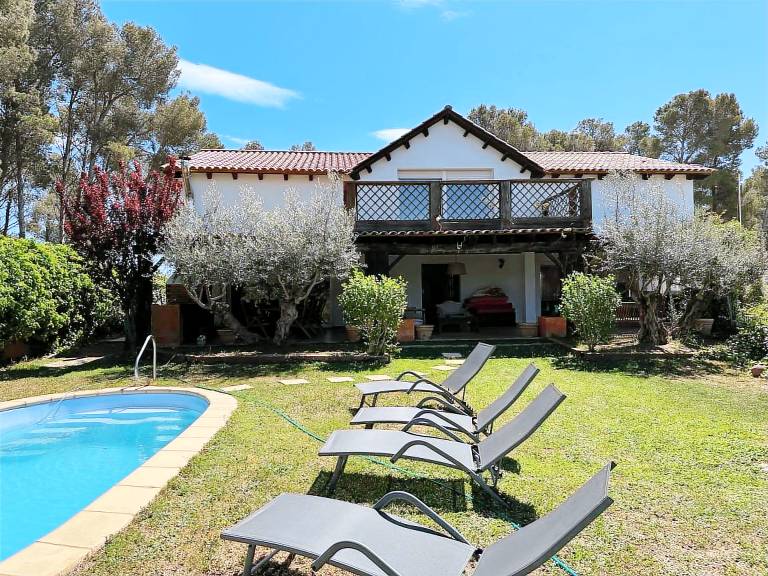 Fully equipped wonderful house with garden, private pool & barbeque | Dogs allowed — photo 2