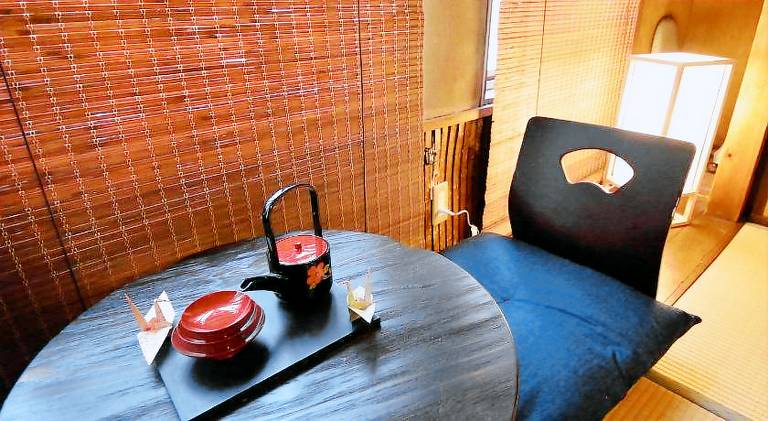 Vacation home with jacuzzi & terrace | Next to Ponto-chō | Perfect for remote work — photo 2