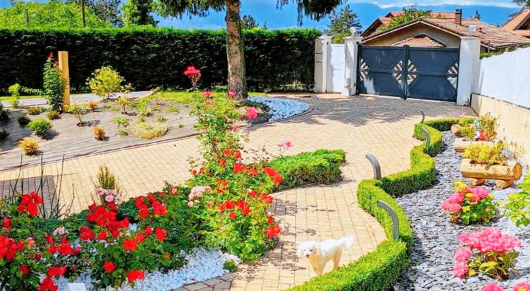 Rental apartment with jacuzzi & pool in Archamps