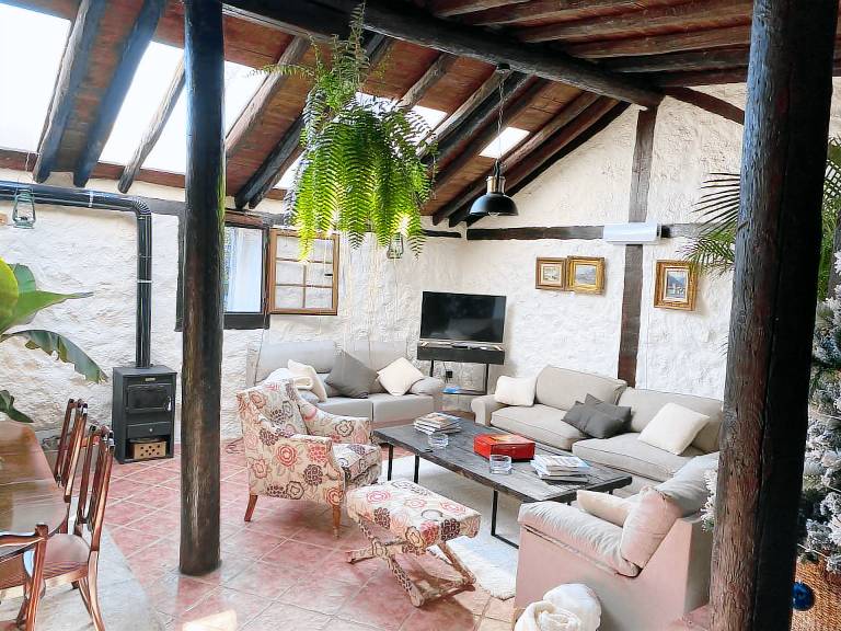Fully equipped beautiful farm with barbeque & terrace | Nature view | Pets allowed — photo 4