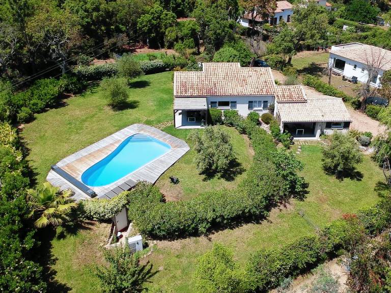 Fully equipped charming gite with garden, heated pool & grill | Pets allowed in Sartene