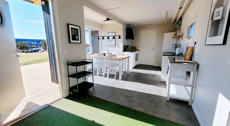 Chalet with hot tub, garden & barbecue — photo 4